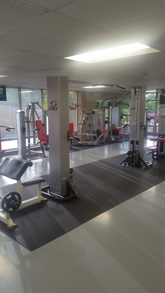  Max Sports & Wellness Center