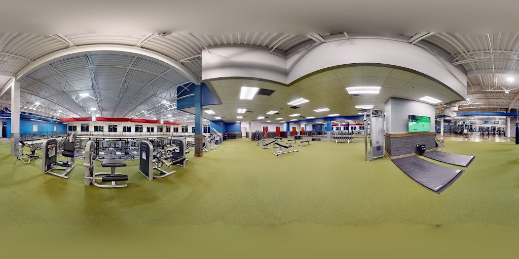  Onelife Fitness Woodstock