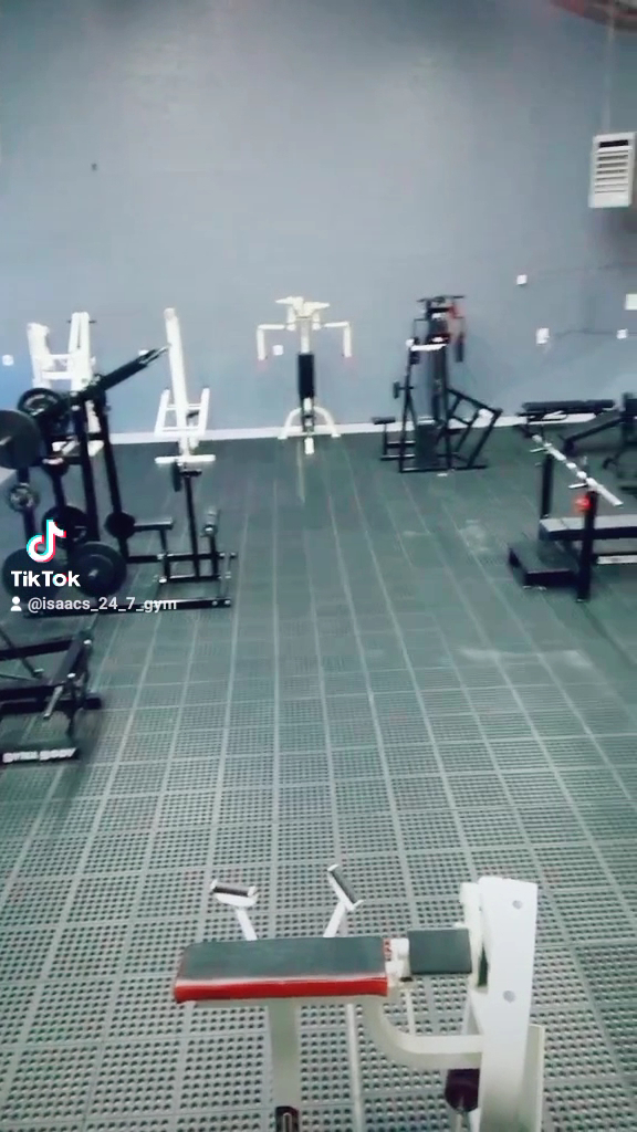  Isaac's 24/7 Gym