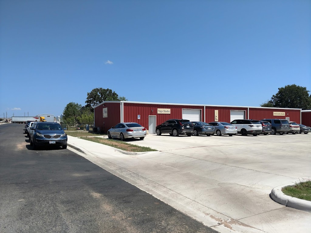  Lizard Dreaming Yoga