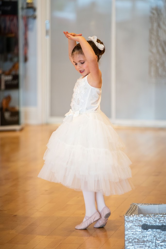  Milla Dance Fit Studio