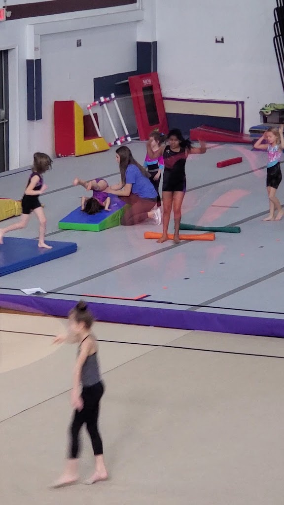  ELITE SPORTS COMPLEX