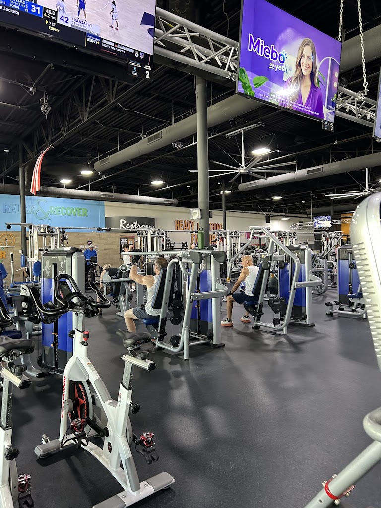  Crunch Fitness - Sarasota University