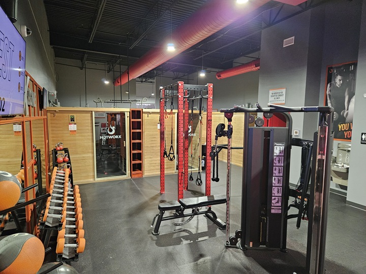  HOTWORX - La Vista, NE