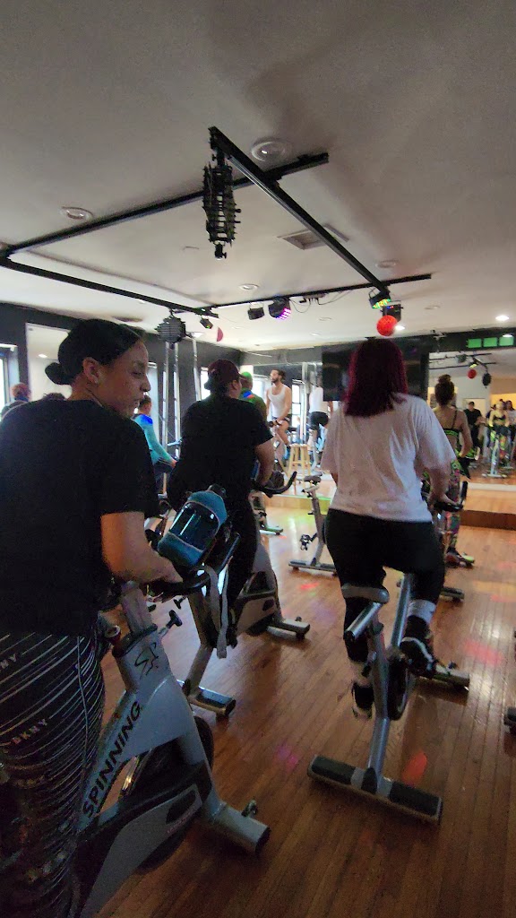  AJ Fitness and Beauty