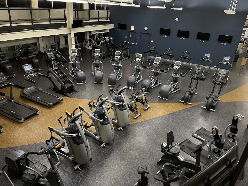  UIC Sports & Fitness Center