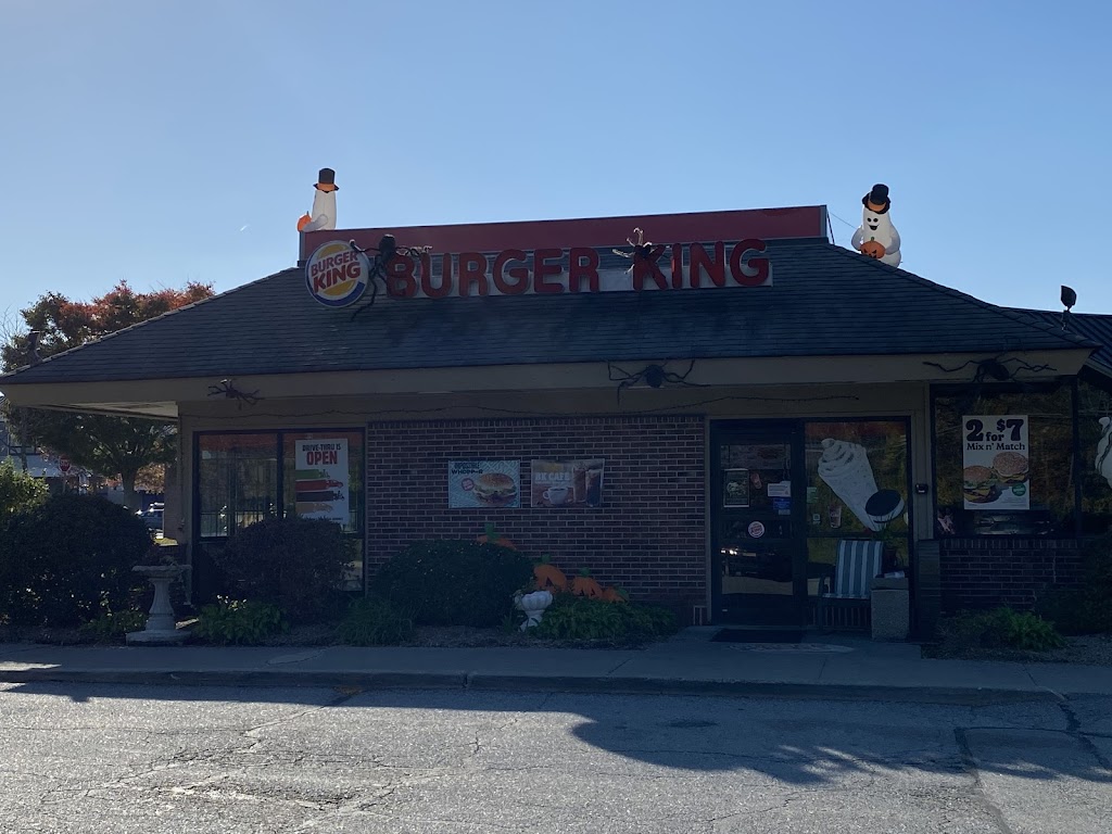  Lakeview Shopping Center