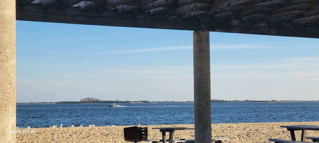  Venetian Shores Workout Station