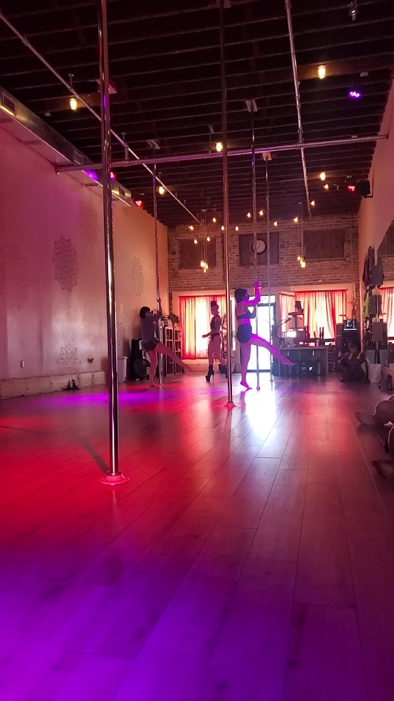  NOLA Pole & Aerials