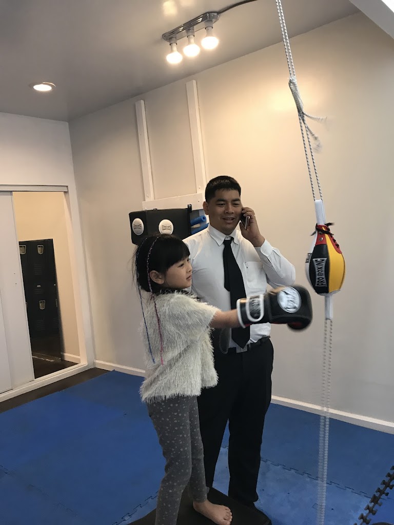  AMC Boxing Muaythai and personal training