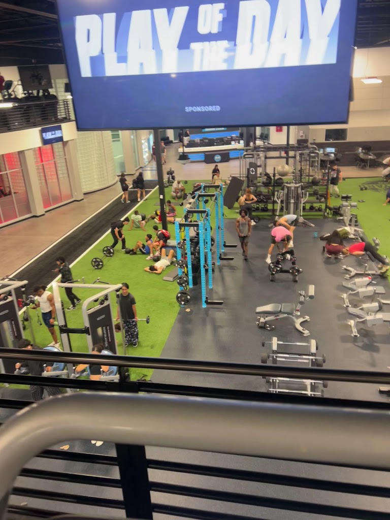  EōS Fitness