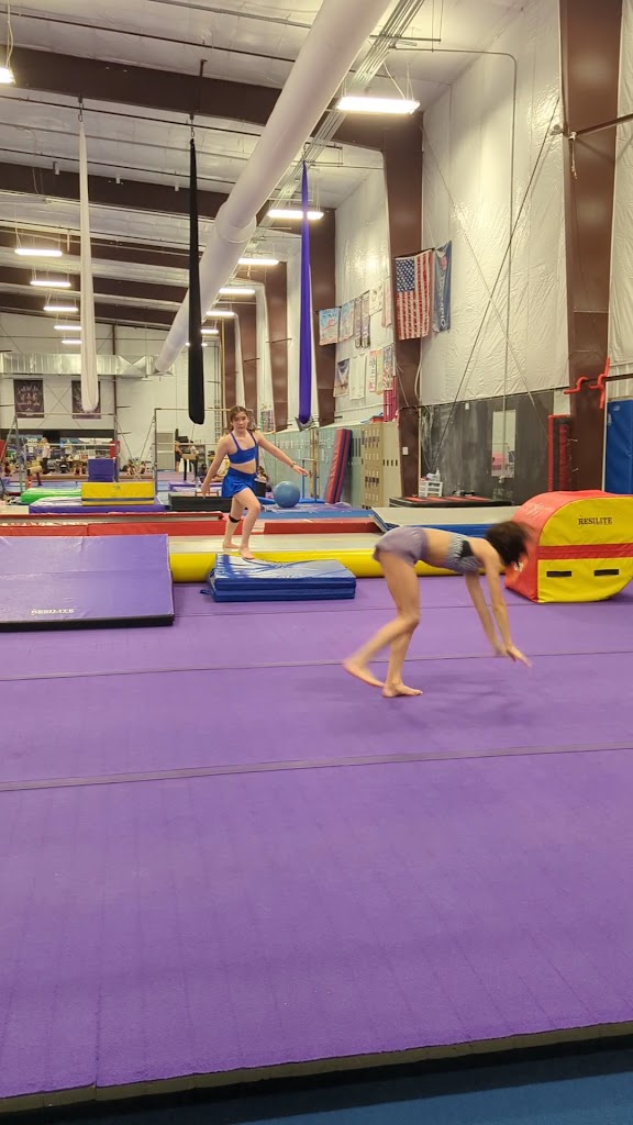  Summit Sports Center