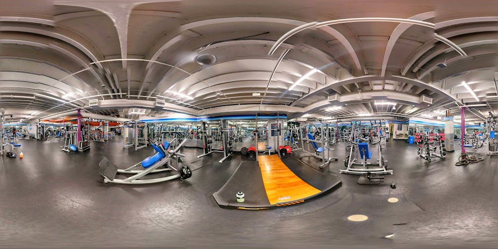  Crunch Fitness - El Cajon Jamacha