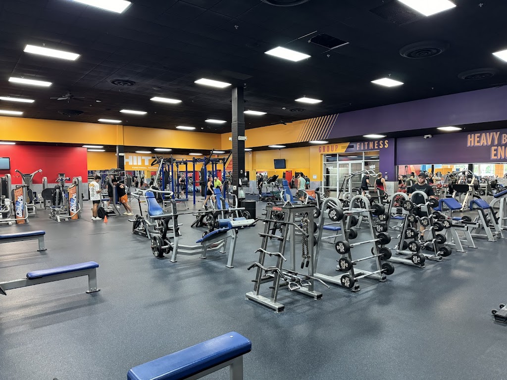  Crunch Fitness - Naples