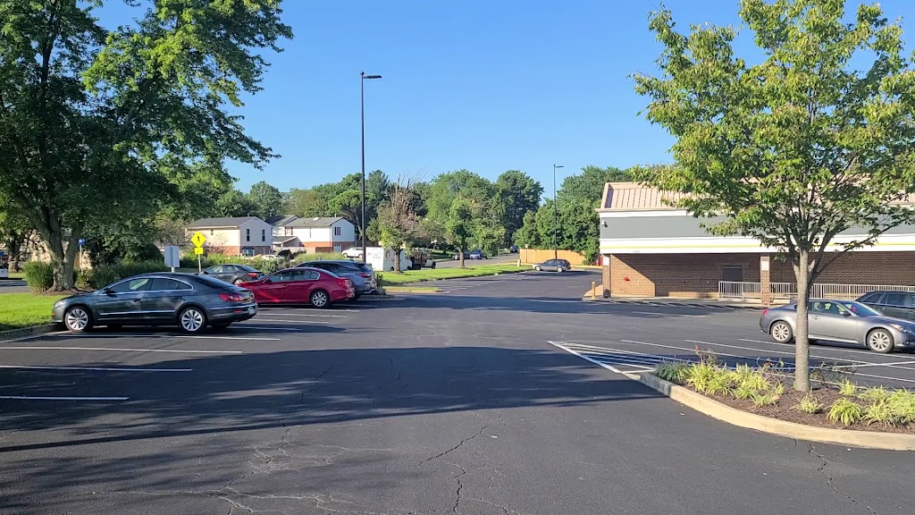  Gold's Gym - Chantilly