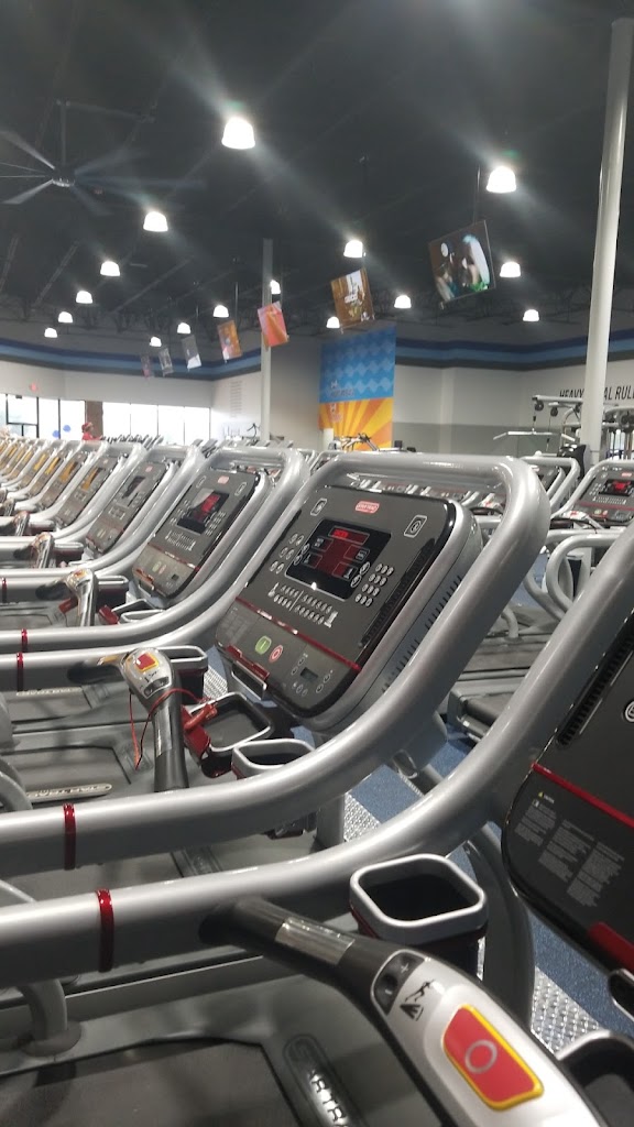  Crunch Fitness - Long Beach, MS