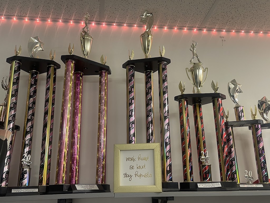  Elev8ed Elites Dance & Cheer