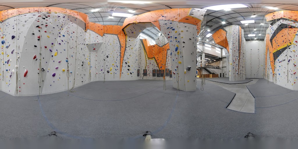  First Ascent Avondale