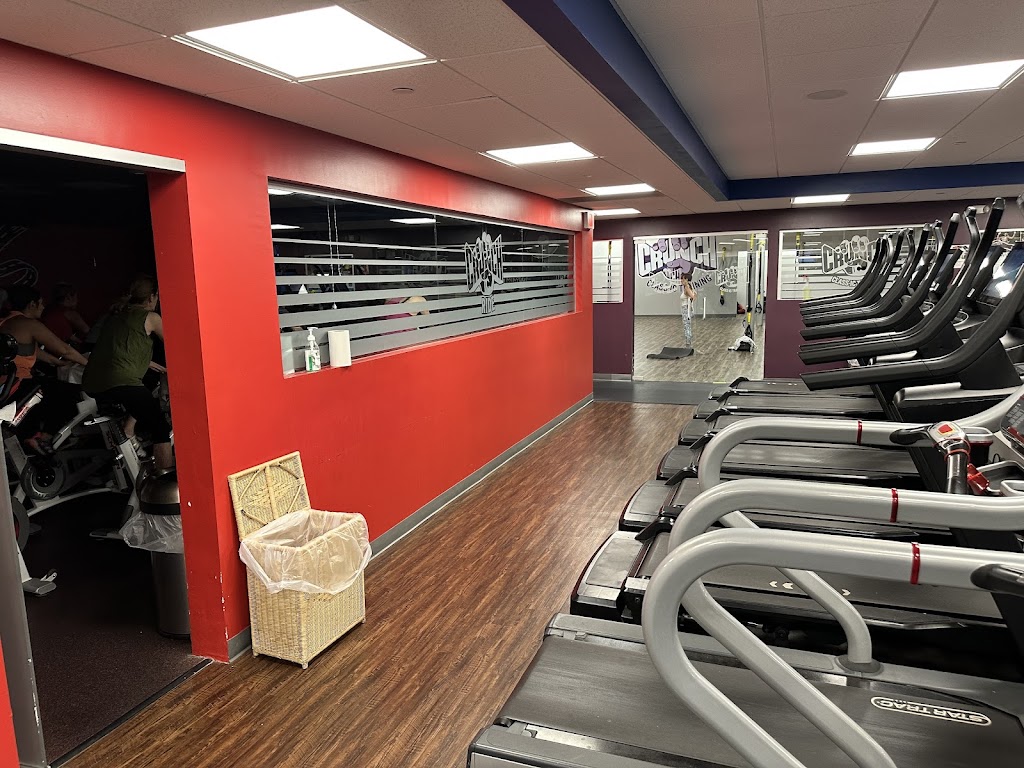  Crunch Fitness - Midland Park