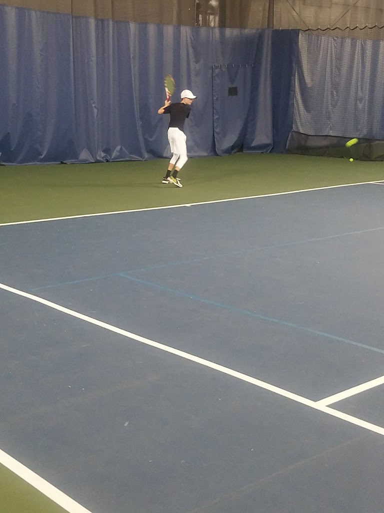  Lake Norman Racquet & Social Club (LNRC)