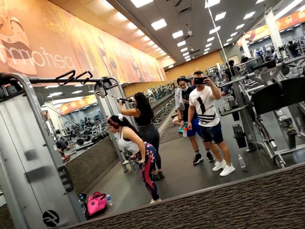  LA Fitness