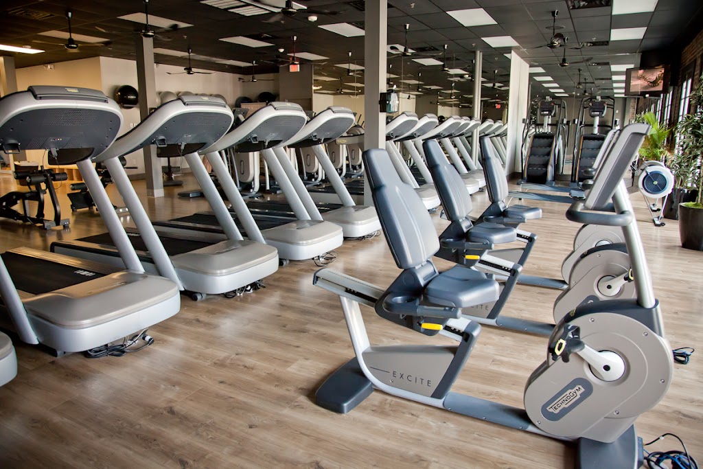  Franco's on Magazine