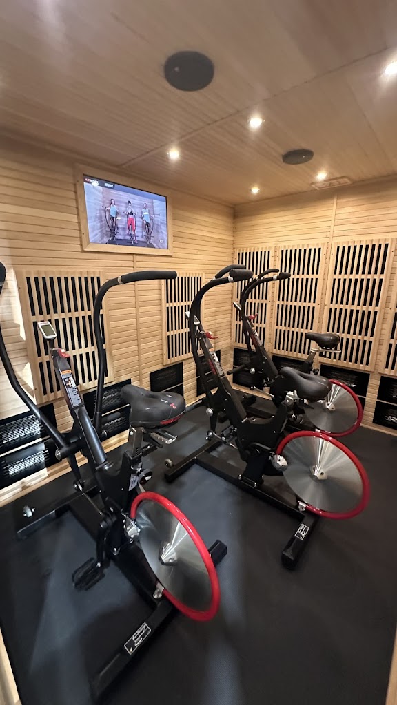  HOTWORX - Arlington, TX - East Arlington