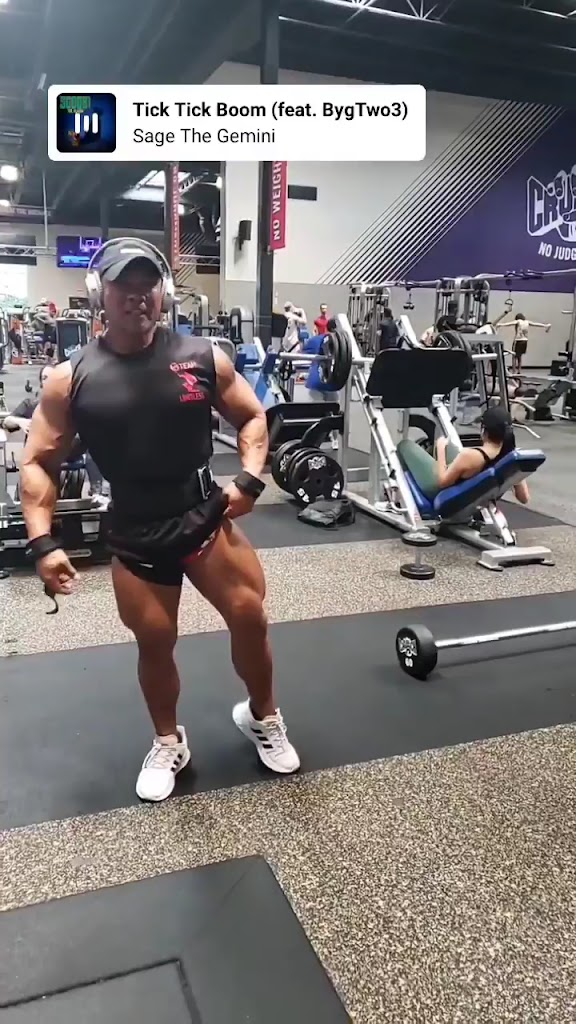  Crunch Fitness - Belle Isle