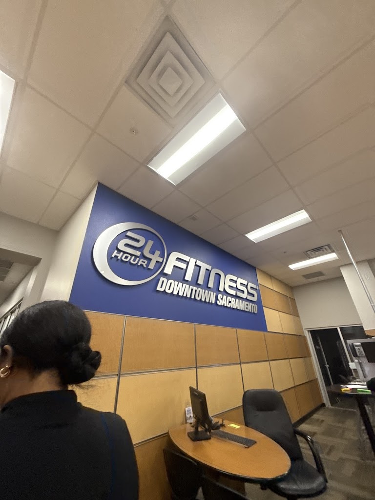  24 Hour Fitness