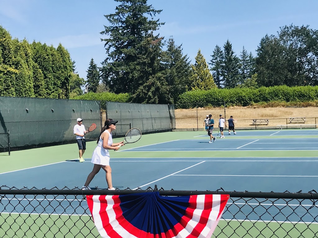  Lakewood Racquet & Sport Club