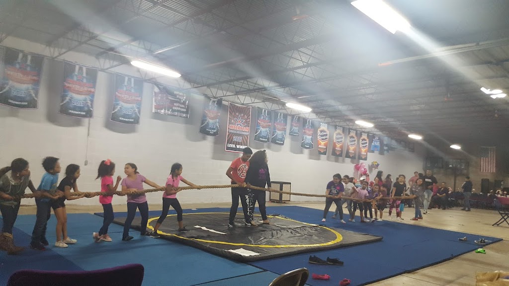  Phantom Titanium Cheer & Dance