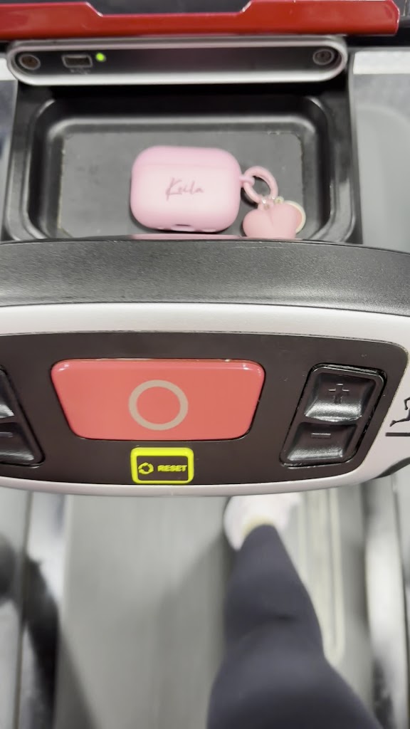  Crunch Fitness - North Brownsville