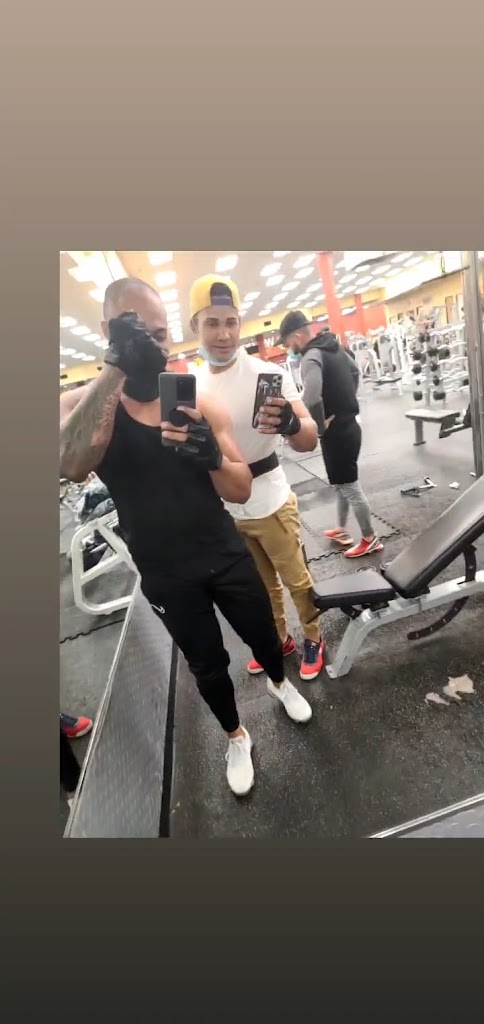  Gold's Gym San Antonio Babcock