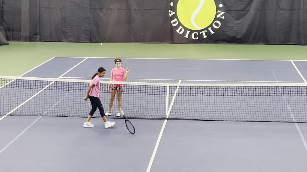  Tennis Addiction Sports Club