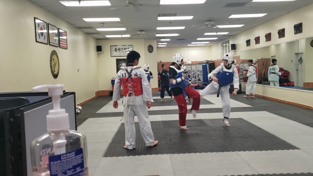  Elite Tae Kwon Do