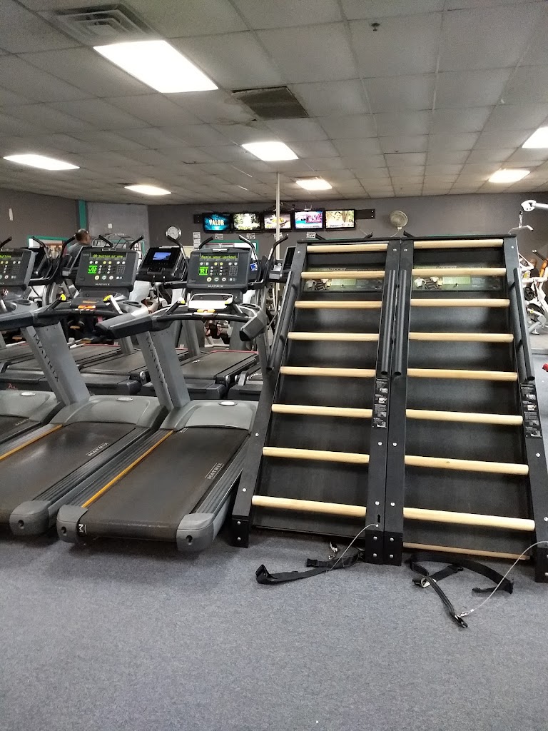  Joe's Powerhouse Gym