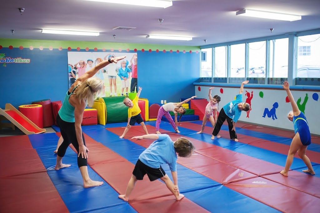  Tumble Tikes - Party + Play Gym