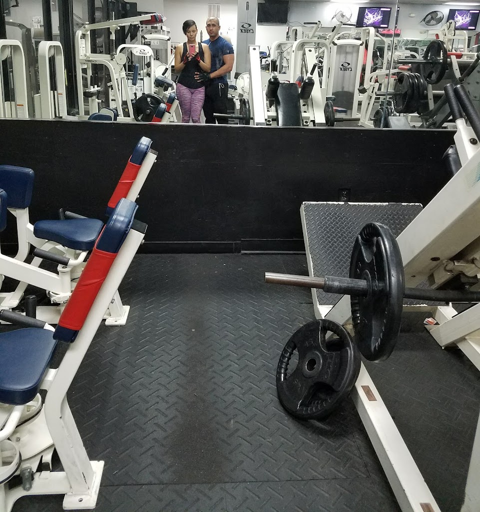  Bodycut Fitness Center