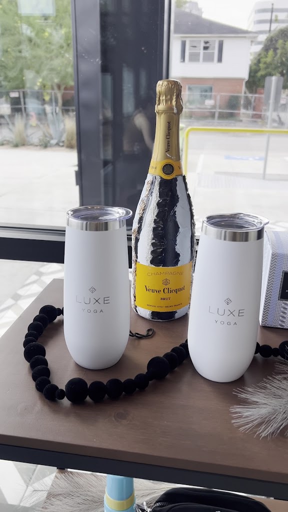  Luxe Yoga