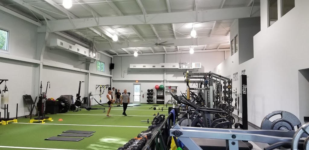  Salomon Services Intense Fitness