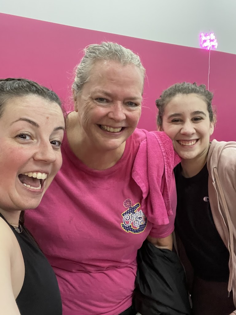  empowHER: boutique gym for women