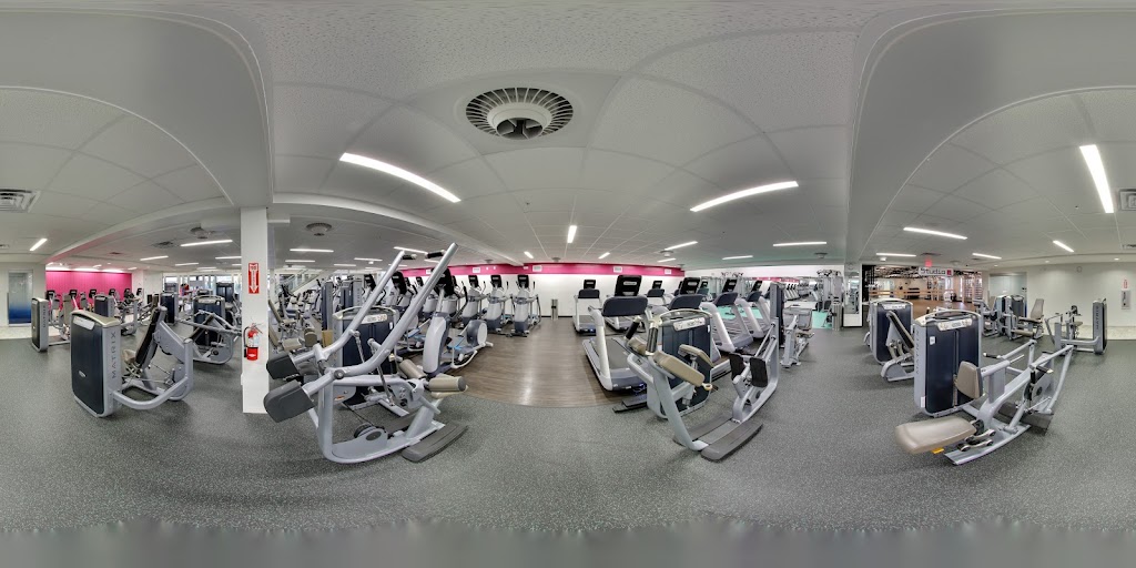  Gainesville Health & Fitness - Women's Center