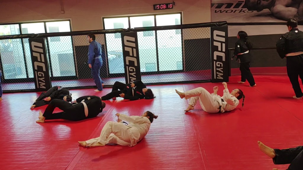  UFC GYM Huntington Beach