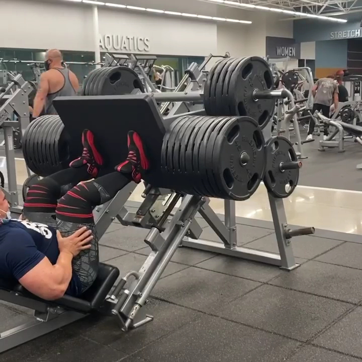  Gold's Gym Pflugerville