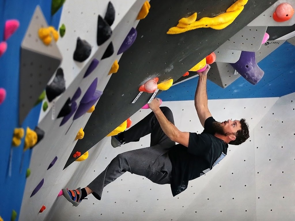  Memphis Rox Climbing + Community