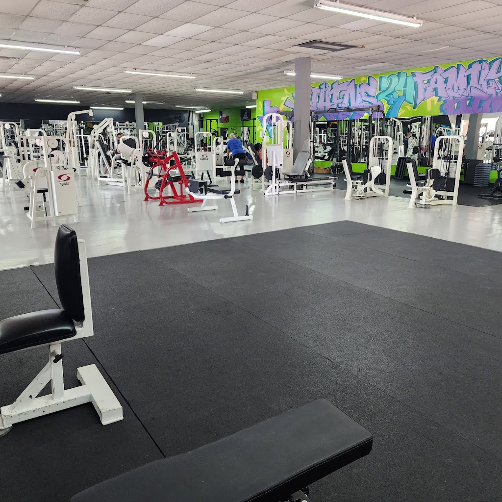  Athens 24/7 Family Fitness