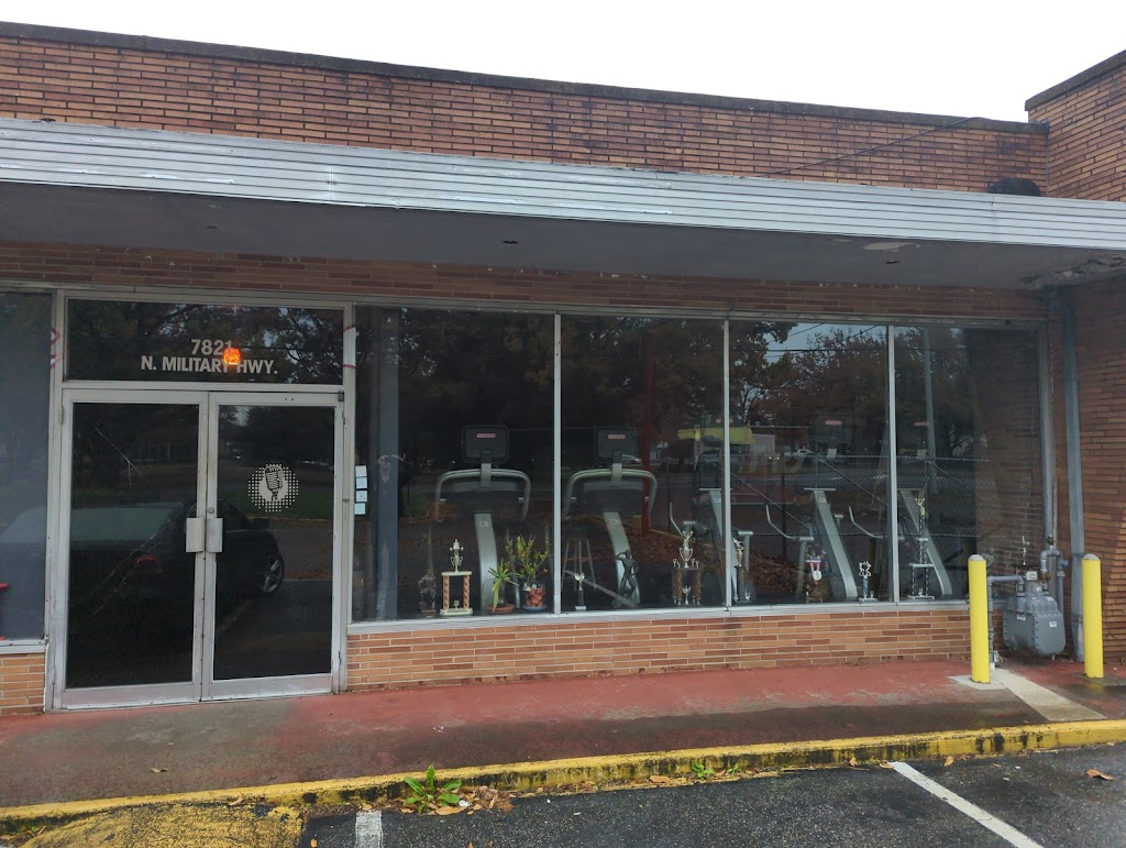  Muscle Beach East Gym