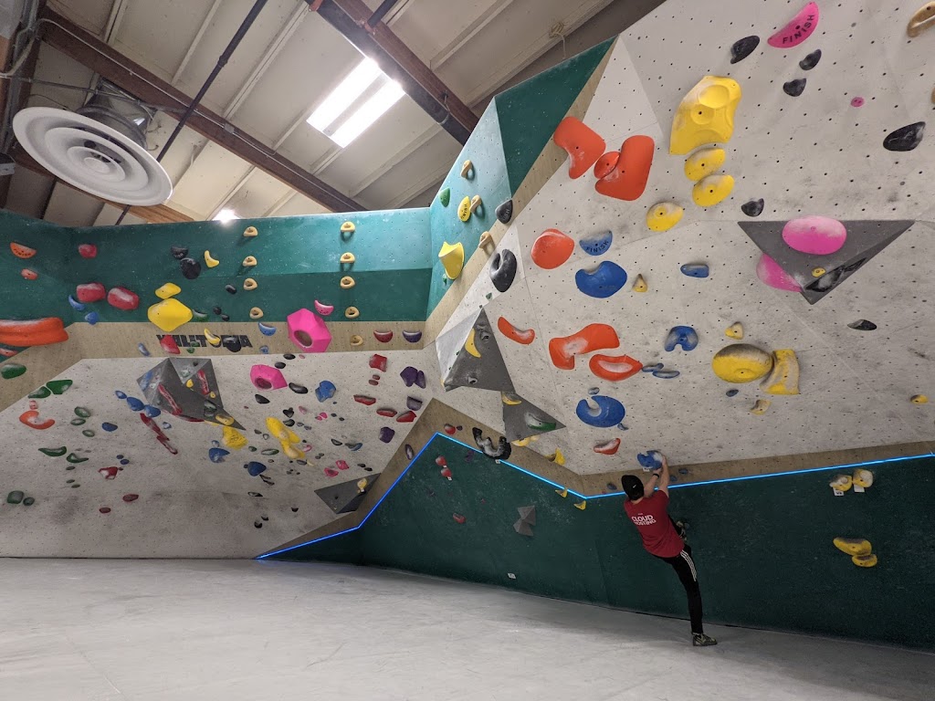  Momentum Indoor Climbing SODO