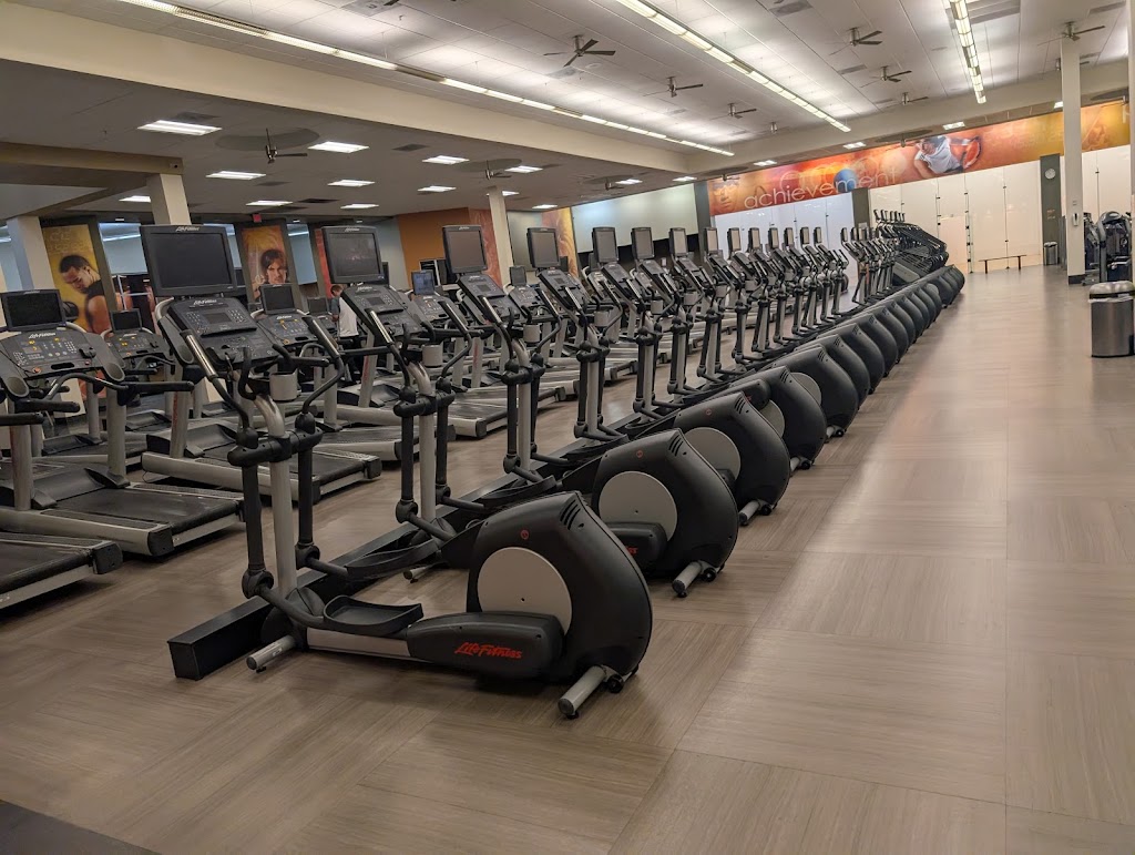  LA Fitness