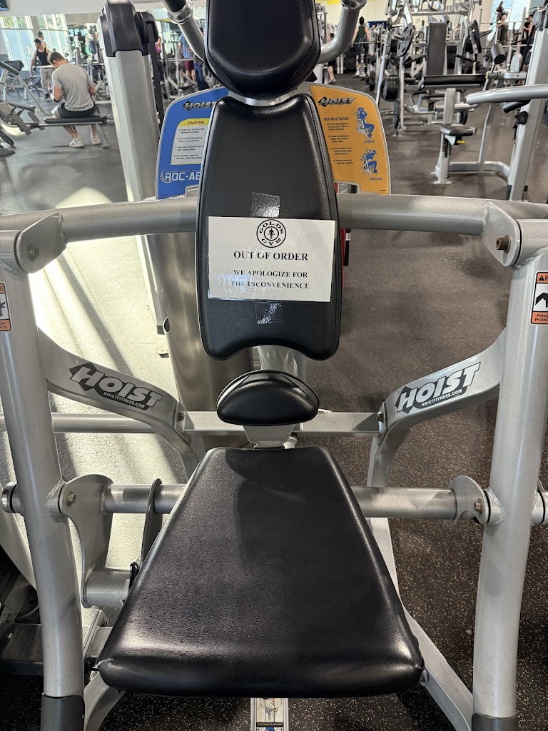  Gold's Gym Slaughter & South Congress